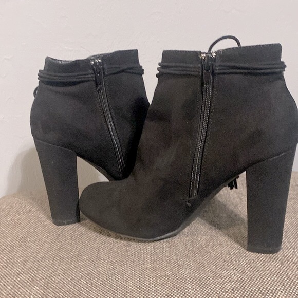Bamboo black suede booties, size 9. - Picture 4 of 11